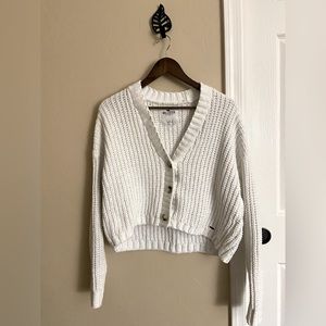 Hollister- Knitted White Chunky Sweater